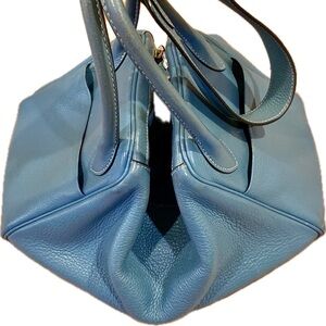 HERMES authentic LINDY 30 shoulder bag, Taurillon Clemence blue jeans silver her